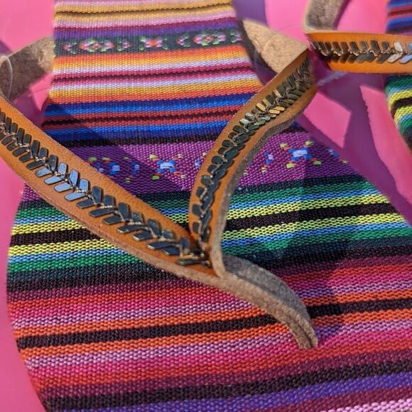 NWT Roxy Flip-Flops Sandals Size 10 Pink Boho Stripes Sandals - Picture 3 of 10